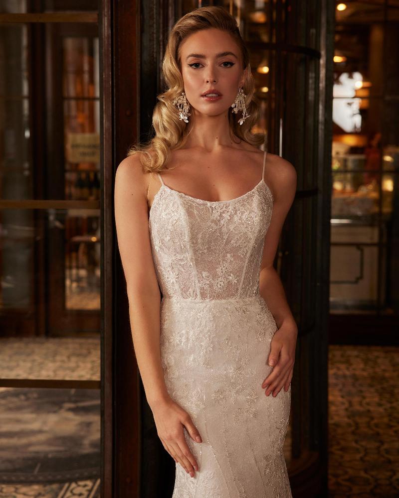La22231 fitted backless wedding dress with lace and spaghetti straps2